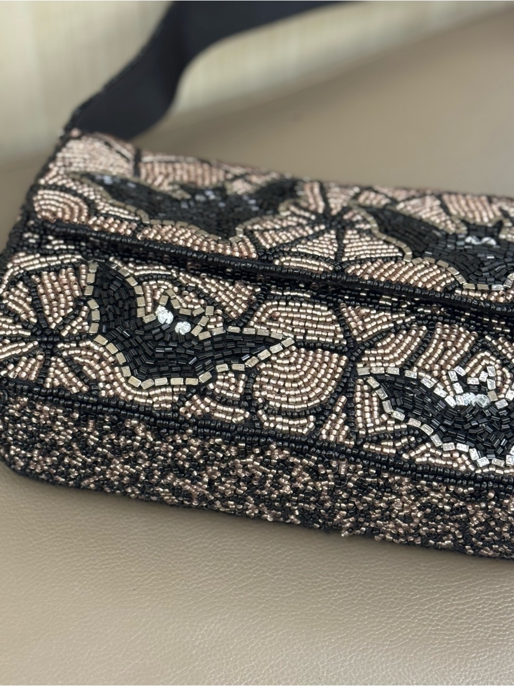 Beaded Black and Champagne Bat Motif Shoulder Bag - Picture 4 of 4
